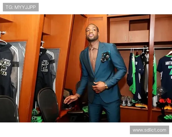 足球球星西装时尚穿搭揭秘 引领场外潮流风尚与个人魅力展示